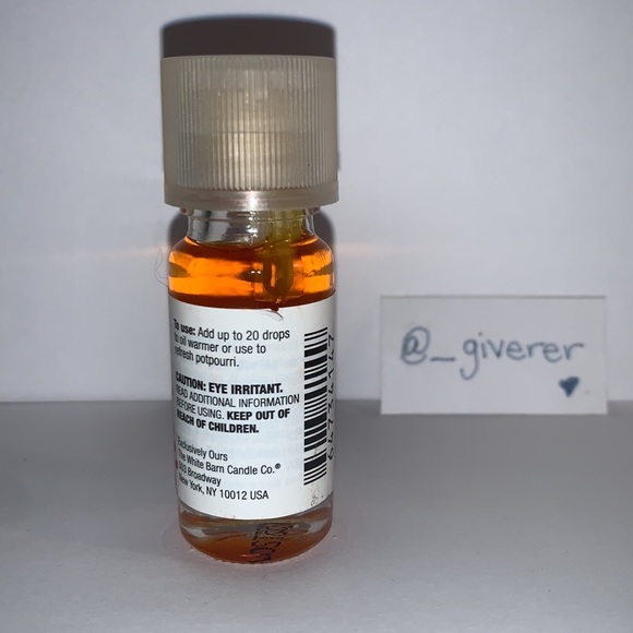 Twisted Peppermint 🍬 Home Fragrance Oil Temptations - Picture 2 of 8